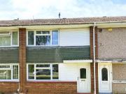2 bedroom Mid Terrace House for sale, Acacia Crescent,...
