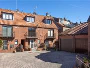 2 bedroom Mid Terrace House for sale, Aldwark, York, YO1...