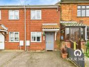 2 bedroom Mid Terrace House for sale, Fair Close,...