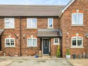 2 bedroom Mid Terrace House for sale, Henley Drive,...