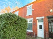 2 bedroom Mid Terrace House for sale, Moorside Road,...