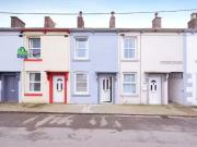 2 bedroom Mid Terrace House for sale, Sevenoaks Terrace,...