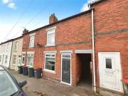 2 bedroom Mid Terrace House to rent, Derby Road, Kirkby...