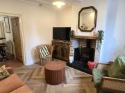 2 bedroom mid terrace to let