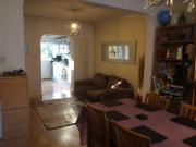2 Bedroom Mid Terraced House for Short Term Rent