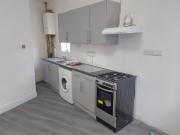 2 bedroom mid terraced house To Let in Bradford