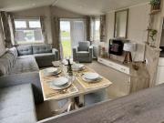 2 Bedroom Mobile Home 2 Bedroom Mobile Home