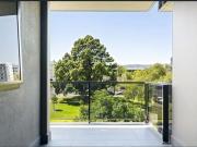 2 Bedroom Modern Living Meets Convenience on the CBD