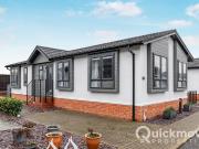 2 bedroom park home for sale