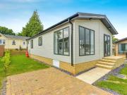 2 bedroom park home for sale