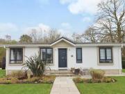 2 Bedroom Park Home For Sale In Hamble