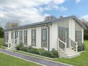 2 Bedroom Park Home For Sale In Lower Quinton, Stratford...