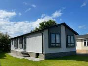 2 Bedroom Park Home For Sale In Northamptonshire