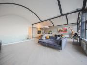 2 bedroom penthouse for rent in Church Street, City...