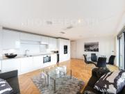 2 bedroom penthouse for rent in Commercial Road, Aldgate...