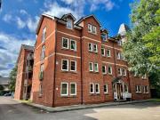 2 bedroom penthouse for sale in Alexandra Park House,...