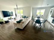 2 bedroom penthouse to rent