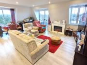 2 bedroom penthouse to rent