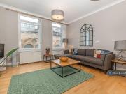 2 bedroom penthouse to rent