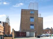 2 bedroom penthouse to rent