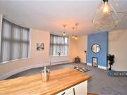 2 bedroom penthouse to rent