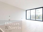 2 bedroom penthouse to rent