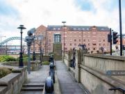 2 bedroom penthouse to rent