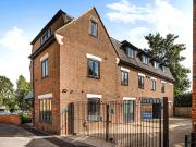 2 bedroom penthouse to rent