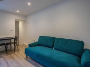 2 bedroom private hall to rent