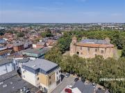 2 Bedroom Property For Rent Castle Bailey, Colchester