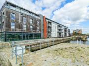 2 Bedroom Property For Rent Hebble Wharf Navigation...