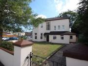 2 bedroom property for rent in Southcote Road,...