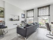 2 bedroom flat for rent in Warwick Road, London, W5