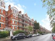 2 bedroom property for sale in Prince of Wales Mansions,...