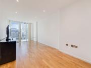 2 bedroom property in Millharbour, London, E14 £2,400...