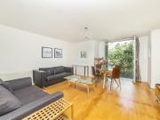 2 bedroom property in Alberts Court, 2 Palgrave Gardens,...