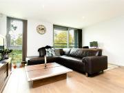 2 bedroom property in Blackthorn Avenue, Islington,...