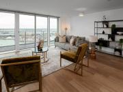 2 bedroom property in Centenary Plaza, Southampton, SO19...