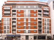 2 bedroom property in Central Tower, 300 Vauxhall Bridge...
