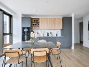 2 bedroom property in Charter Street, Canary Wharf, E22...