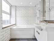 2 bedroom property in Crown Lodge, 12 Elystan Street,...