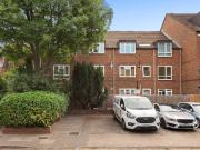 2 bedroom property in Fawcett Close, Battersea, London,...