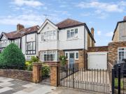 2 bedroom property in Ferry Road, Barnes, London, SW13...