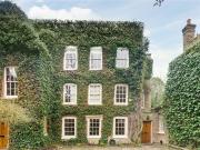 2 bedroom property in Frognal, Hampstead, London, NW3...