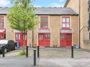 2 bedroom property in Gainsford Street, London, SE1...