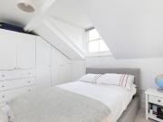 2 bedroom property in Gauden Road, Clapham, London, SW4...
