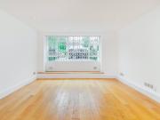2 bedroom property in Lansdowne Road, London, W11 £3,100... 2 bedroom property in Lansdowne Road, London, W11 £3,100...