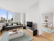 2 bedroom property in Lombard Wharf, 12 Lombard Road,...