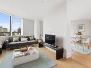 2 bedroom property in Lombard Wharf, 12 Lombard Road,...