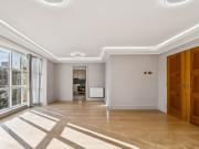 2 bedroom property in Oriel Drive, Barnes, London, SW13...